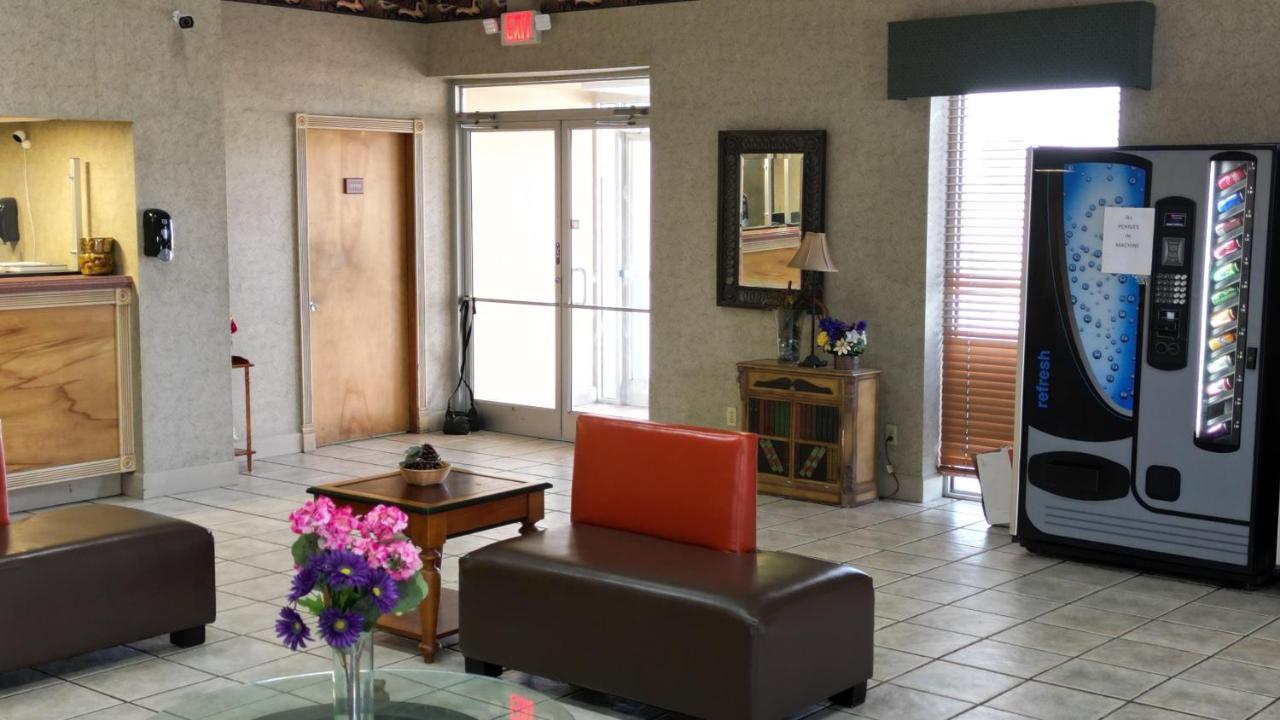 Crossroads Inn & Suites West Memphis Exteriör bild