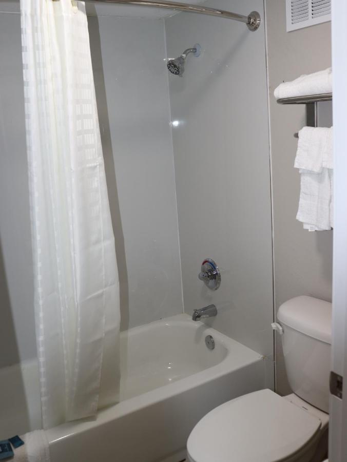 Crossroads Inn & Suites West Memphis Exteriör bild