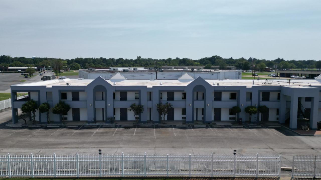 Crossroads Inn & Suites West Memphis Exteriör bild